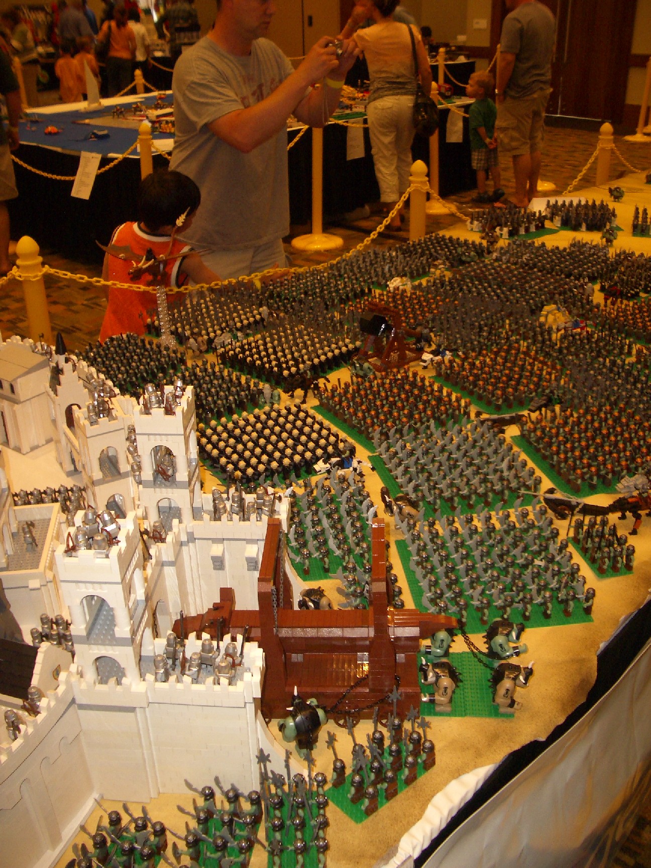 2011_brickworld_108.jpg