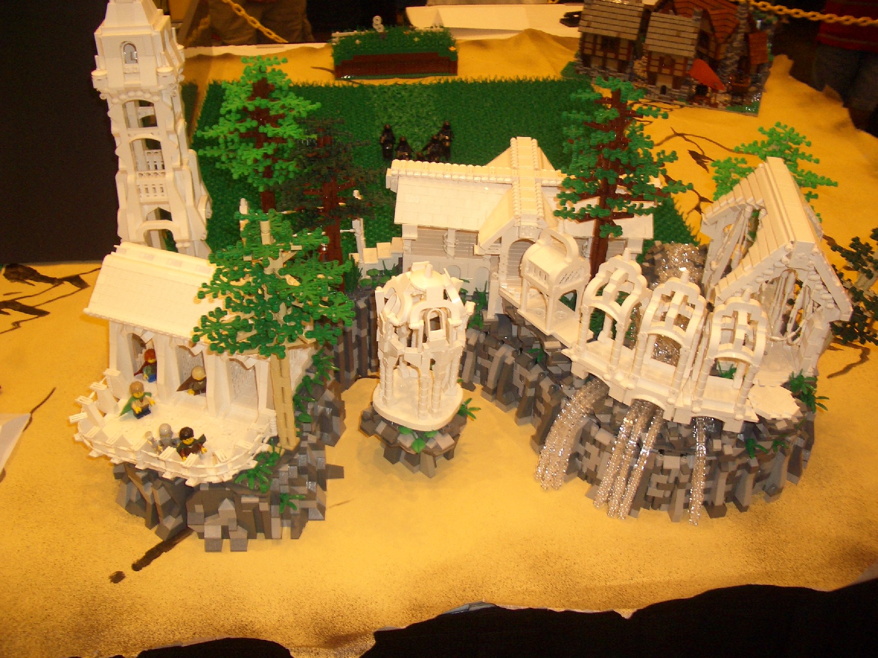 2011_brickworld_122.jpg