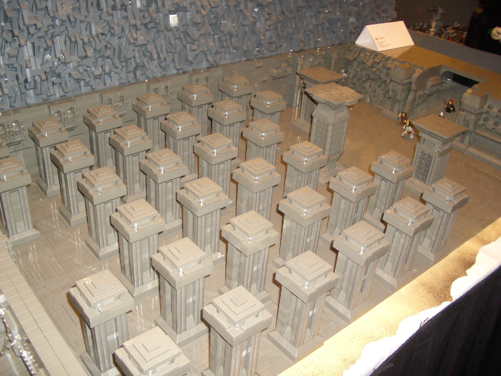 2011_brickworld_129.jpg