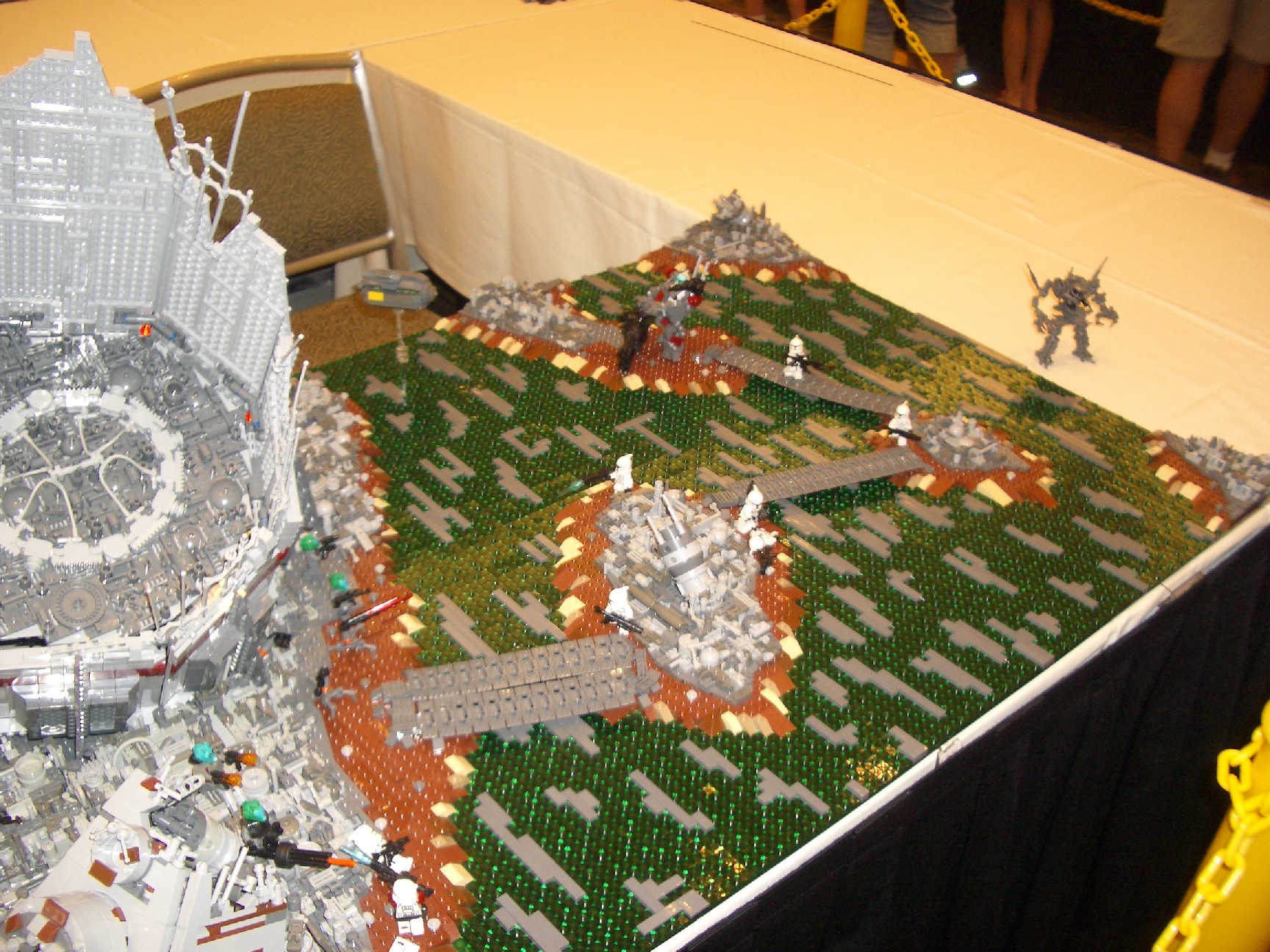 2011_brickworld_138.jpg