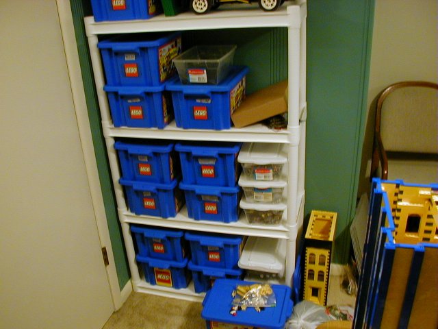 lego-room-nov-2001-05.jpg