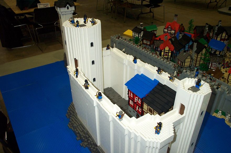 castle-layout-09.jpg