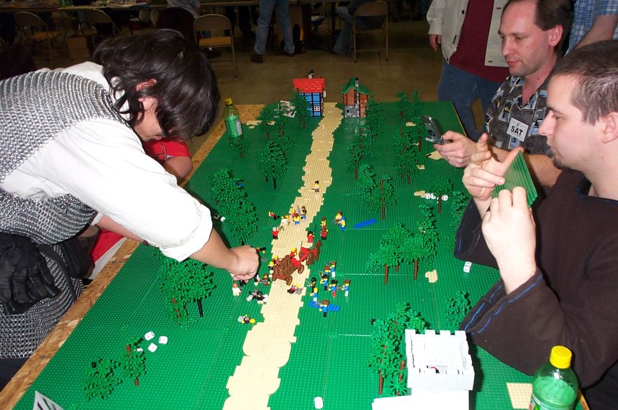 brick-battles-g1-01.jpg