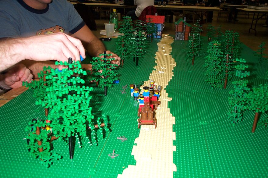 brick-battles-g2-07.jpg