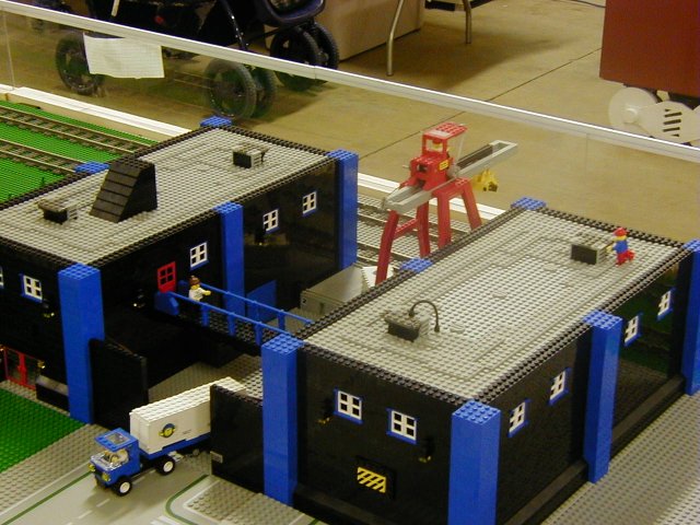 warehouse01.jpg