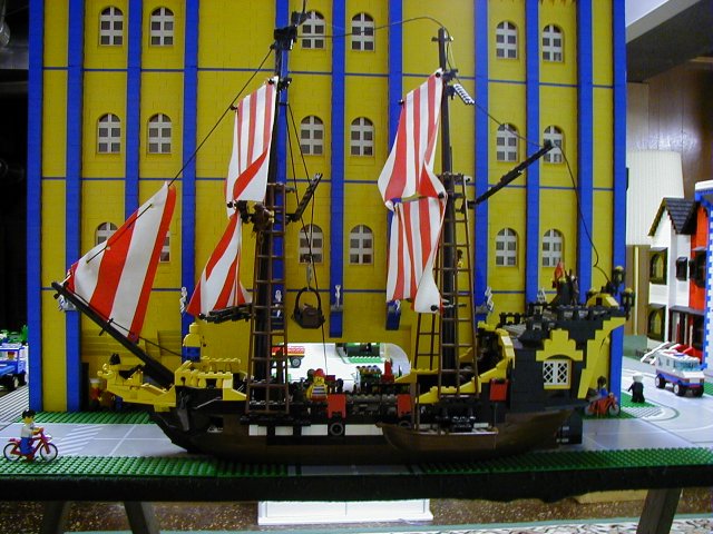 hotel-scale01.jpg