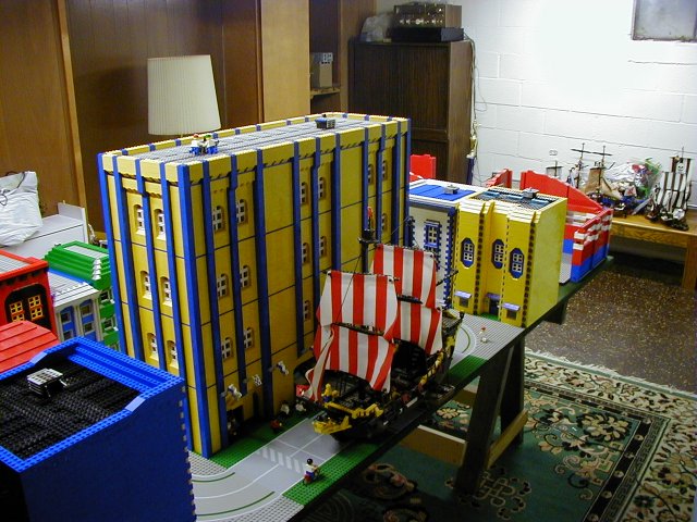 hotel-scale02.jpg