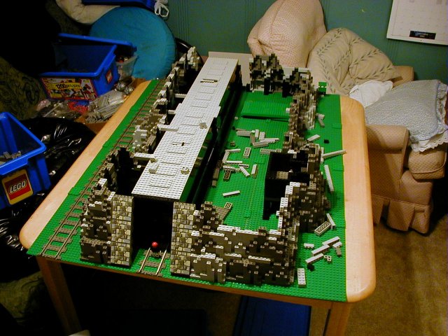 mountain-underconstruction02.jpg