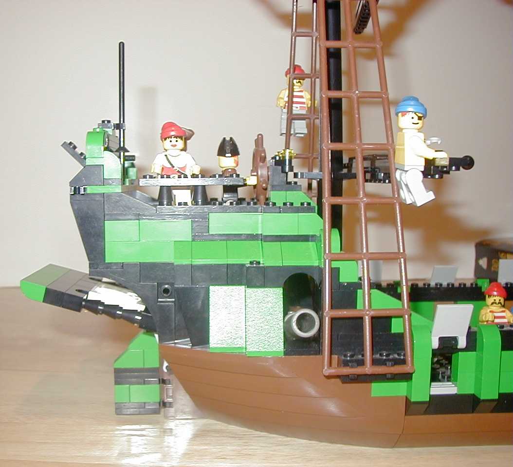 greenship_cabinopenside.jpg