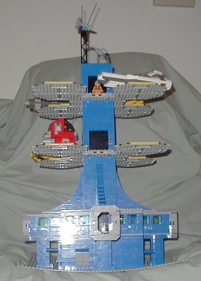 landing-tower-moonbase-02.jpg