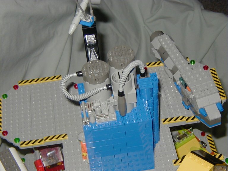 landing-tower-moonbase-06.jpg