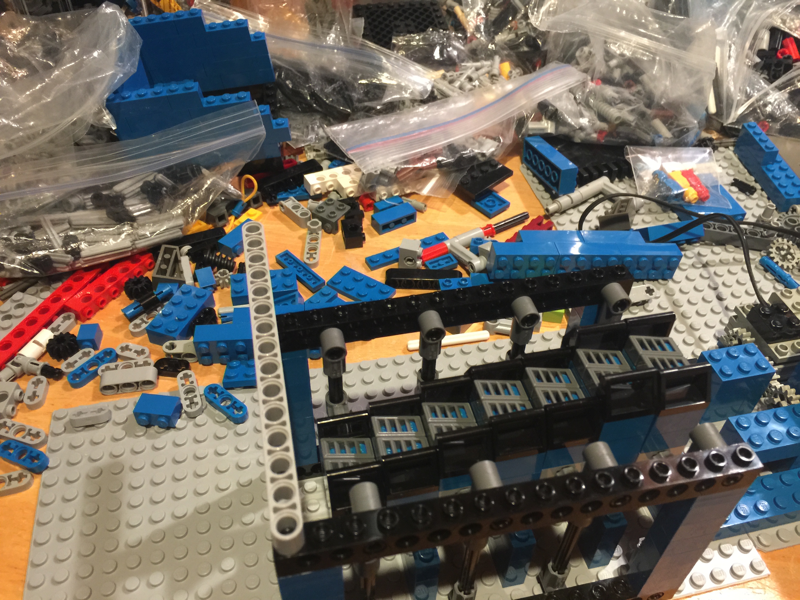 step_feeder_side_support3.jpg