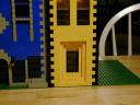closeupyellowandblack01.jpg