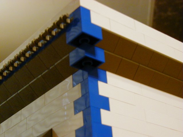 white-and-blue06.jpg