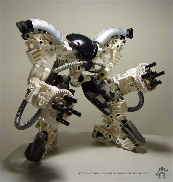 bionicle108b.jpg
