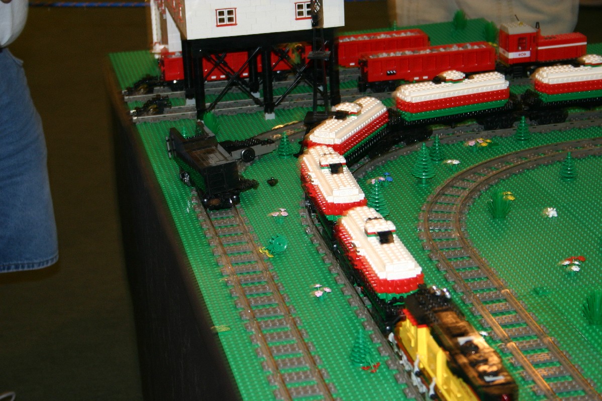 club_train_crash_2.jpg