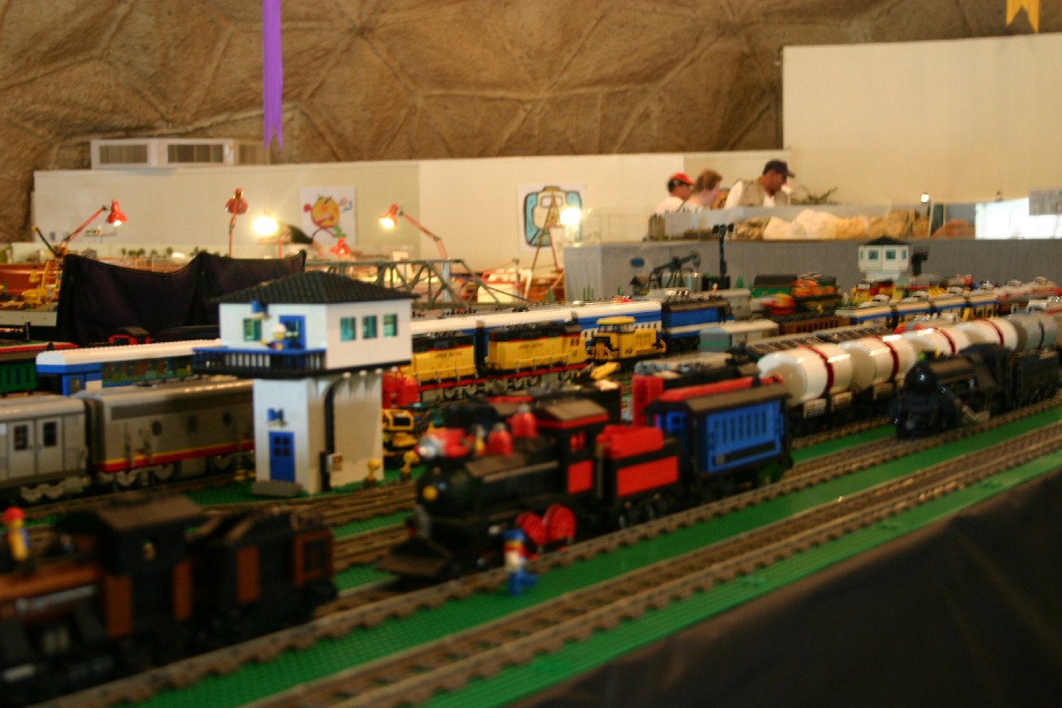 club_train_yard_1.jpg