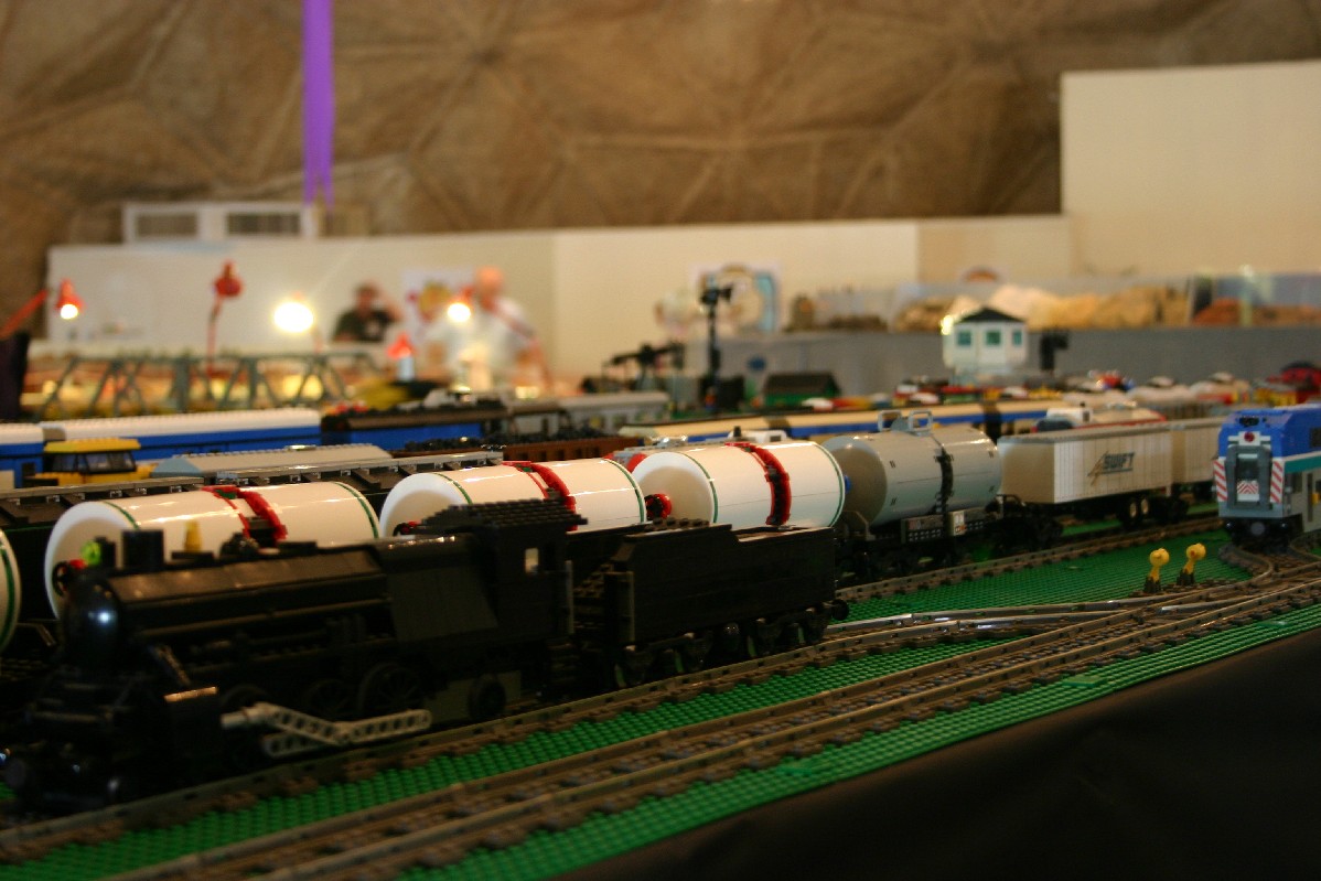 club_train_yard_3.jpg