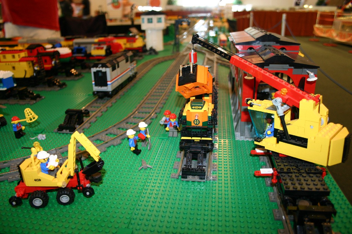 paul_robert_train_maintenance_3.jpg