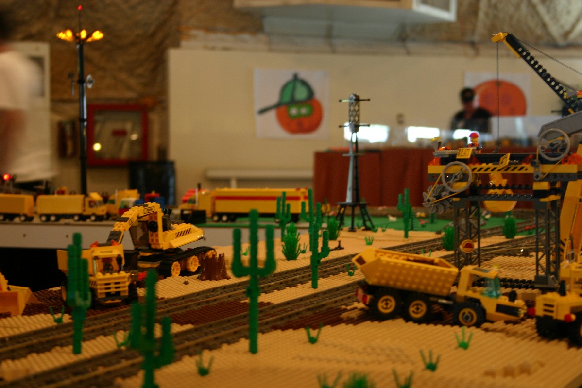 robert_desert_construction_2.jpg
