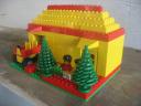 red_house_002.jpg