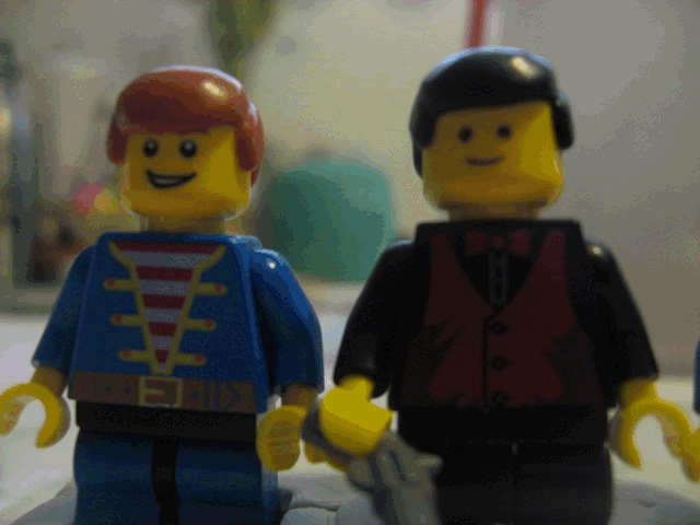 lego_look_1.gif