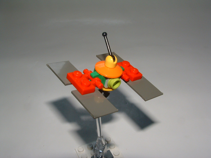 satellite1.jpg