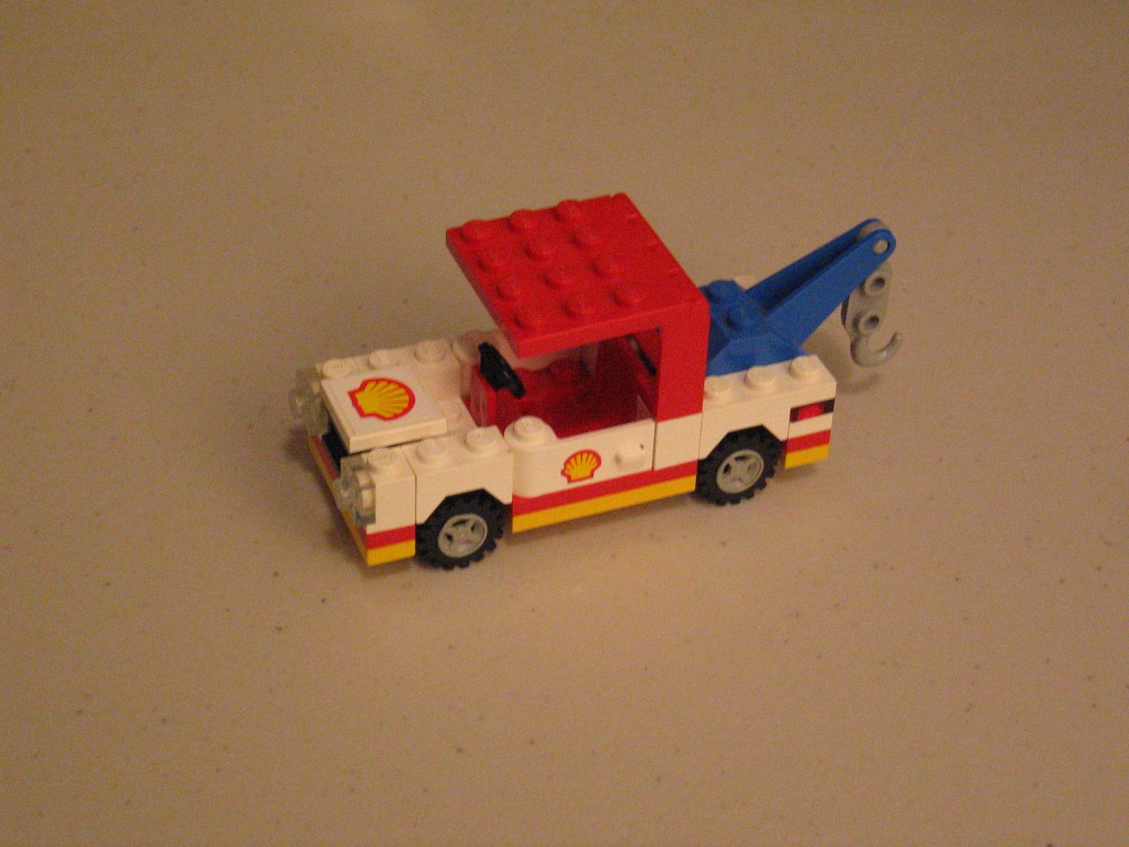 extra-parts-shell-tow-truck.jpg