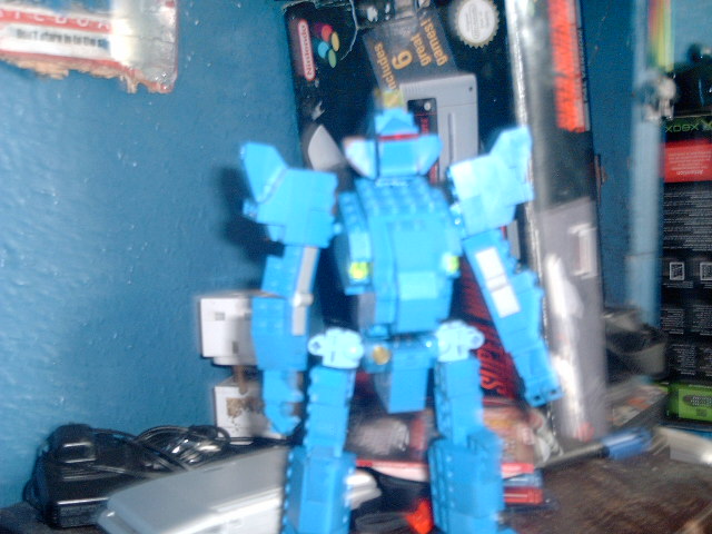 blue_mech_09.jpg