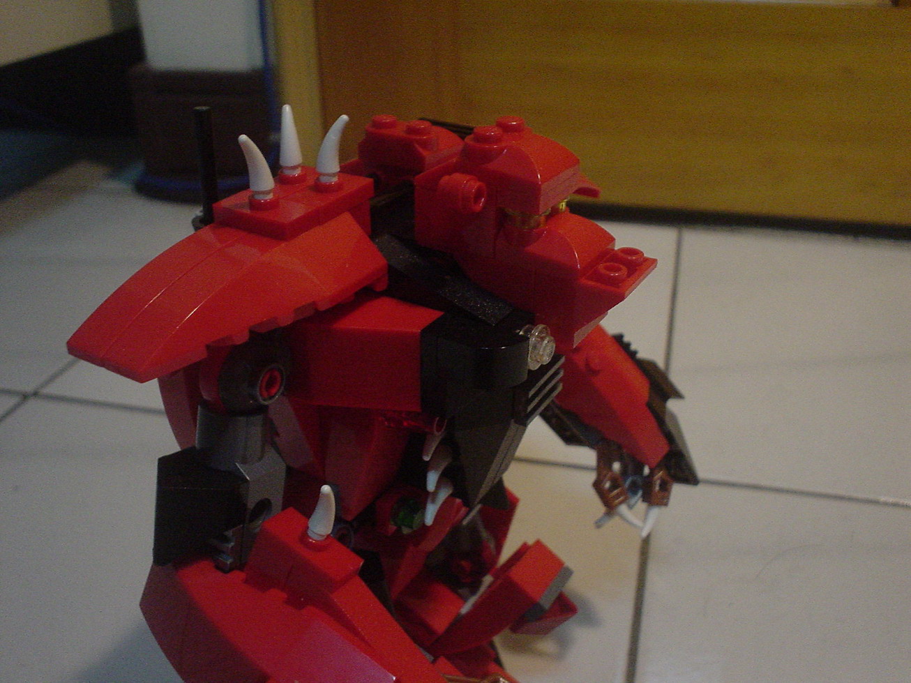 red-robo1-03.jpg