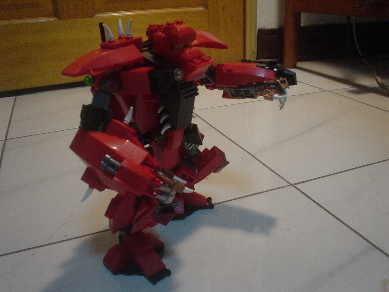 red-robo1-09.jpg