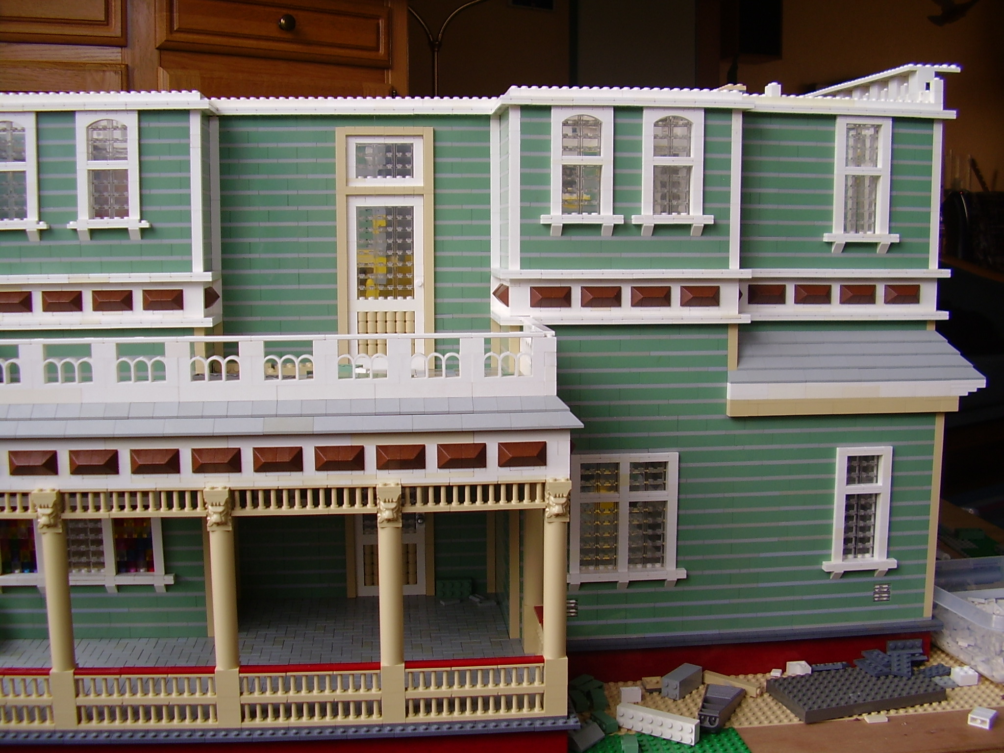 11_backside_westwing.jpg