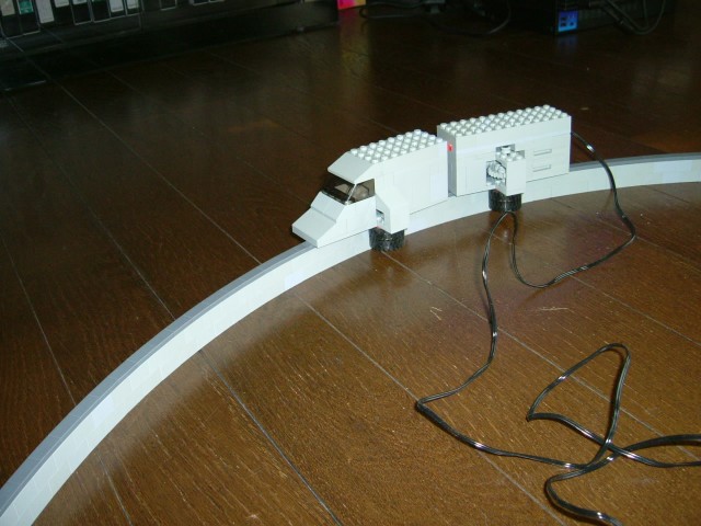 monorail-04.jpg