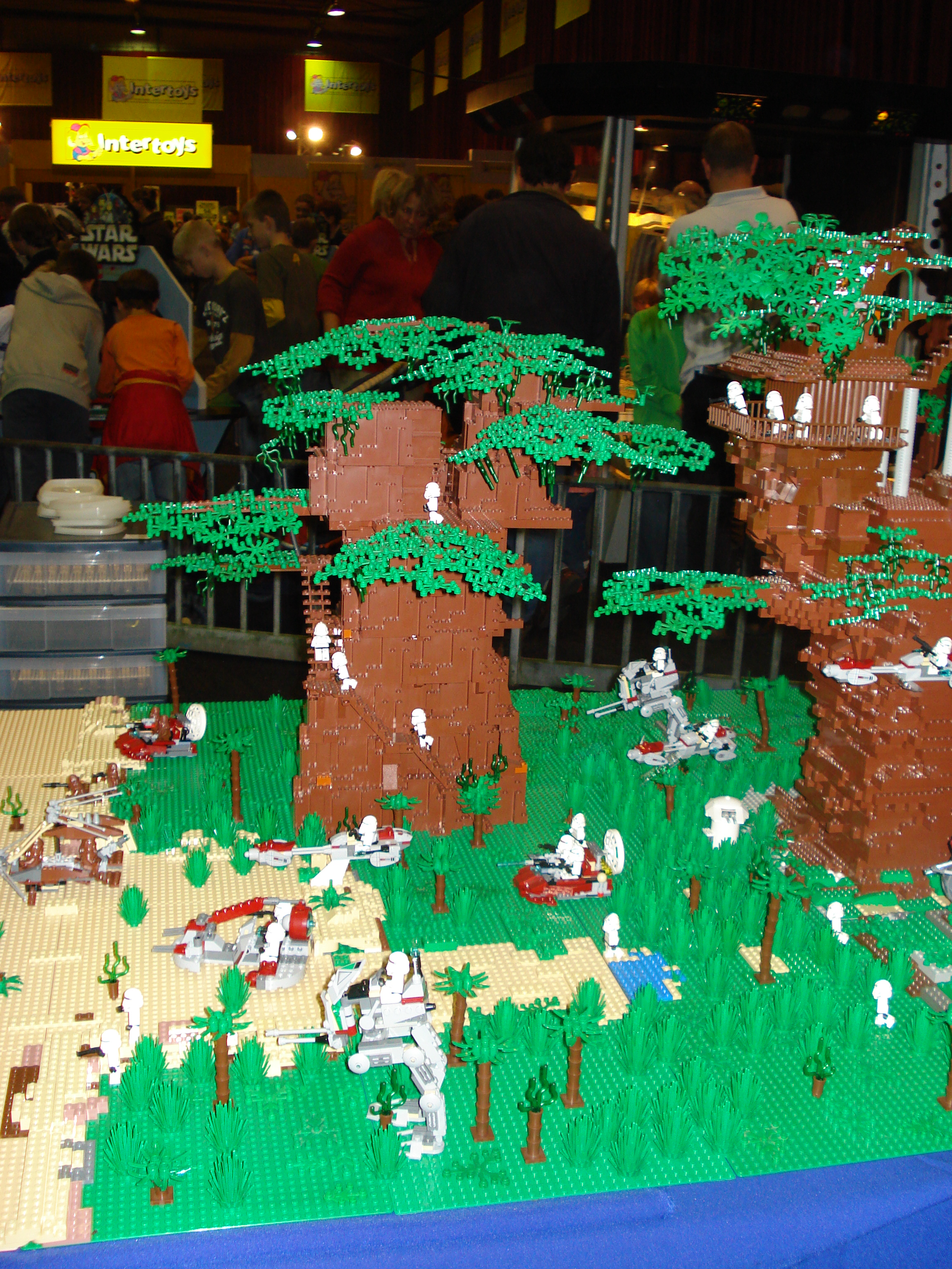legoworld4.jpg