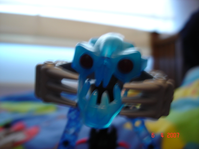 takadox_face.jpg