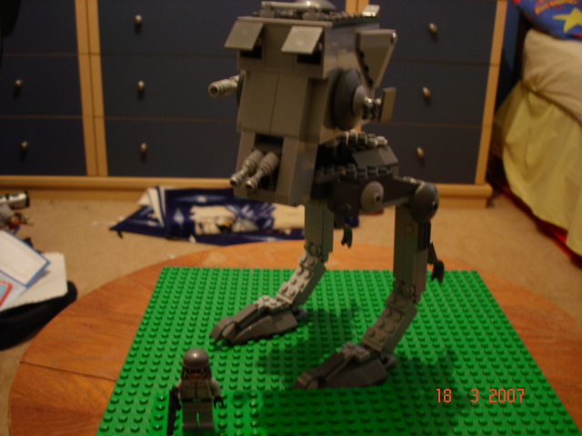 at-st_m.jpg