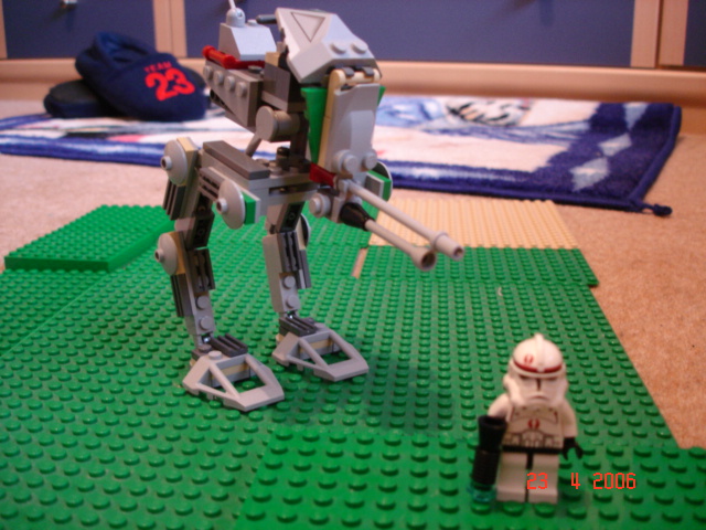 clone_scoutwalker_m.jpg