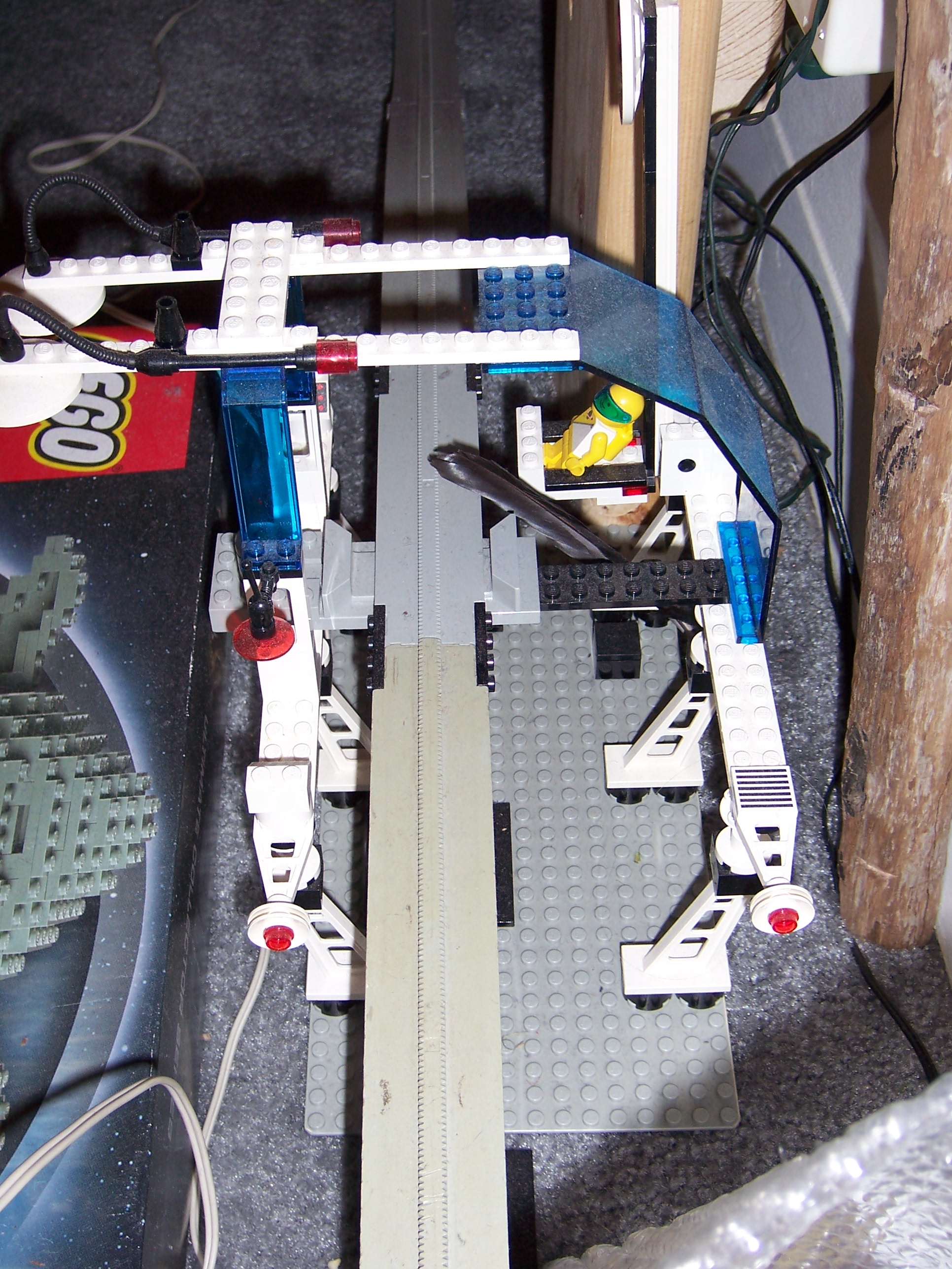 6990_base2.jpg