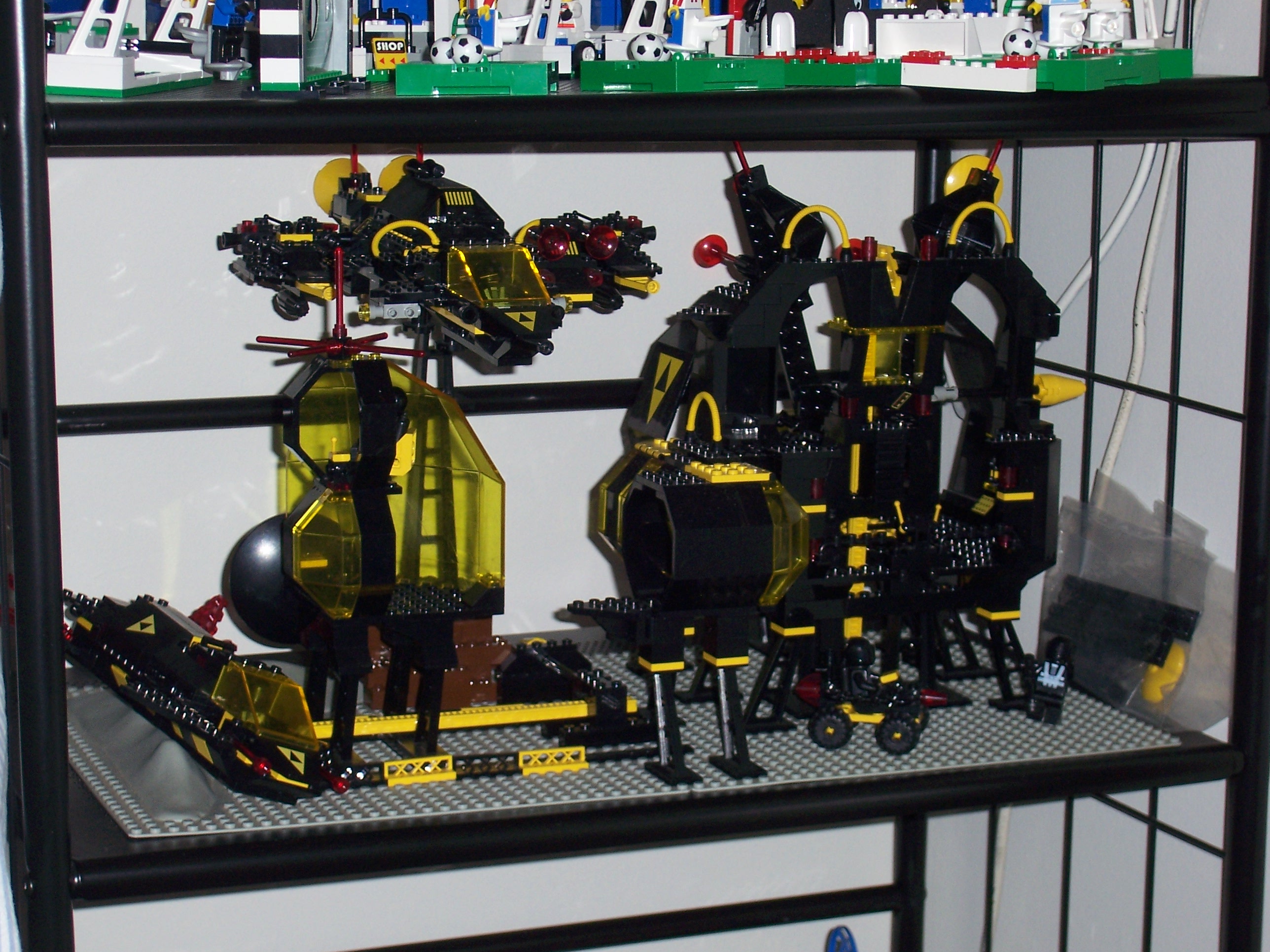 blacktron.jpg