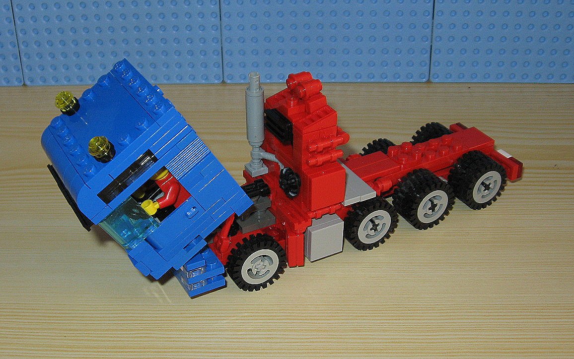 4man-tgx-xxl88-50t_lx2_01-08.jpg