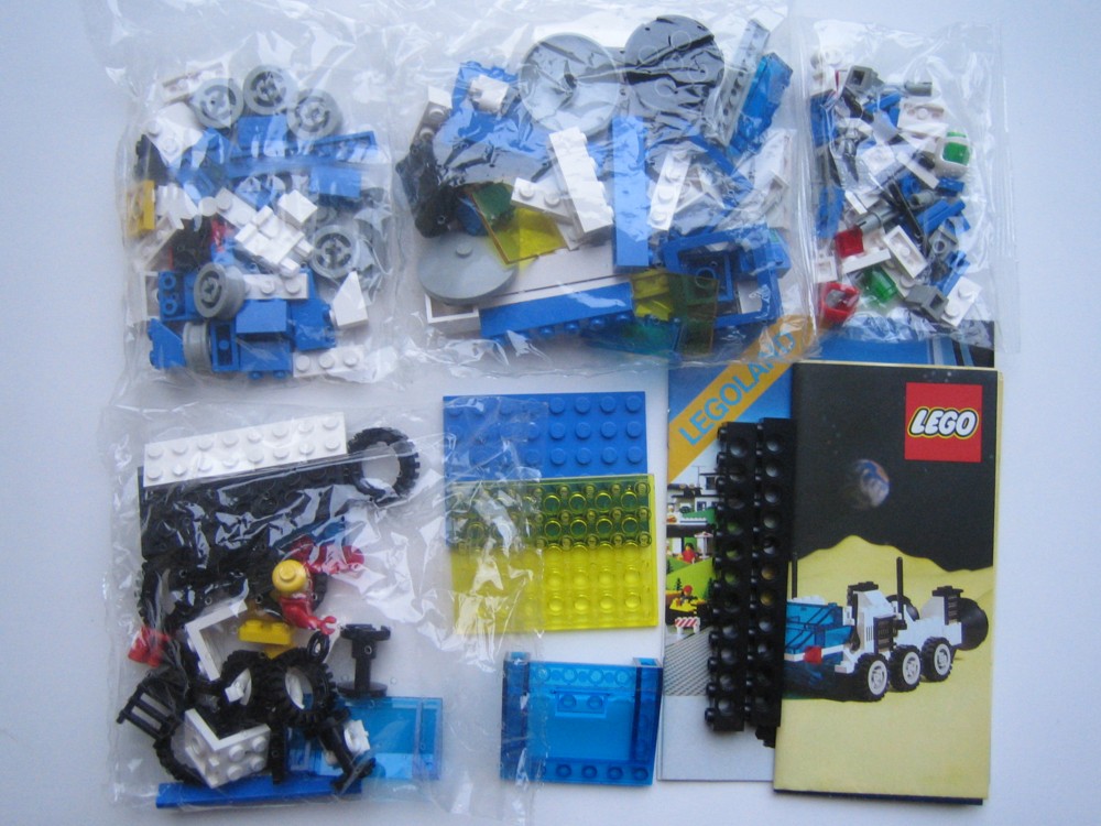 6927_box_contents.jpg