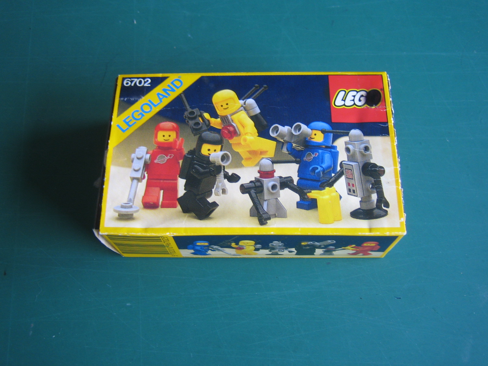 6702_front.jpg