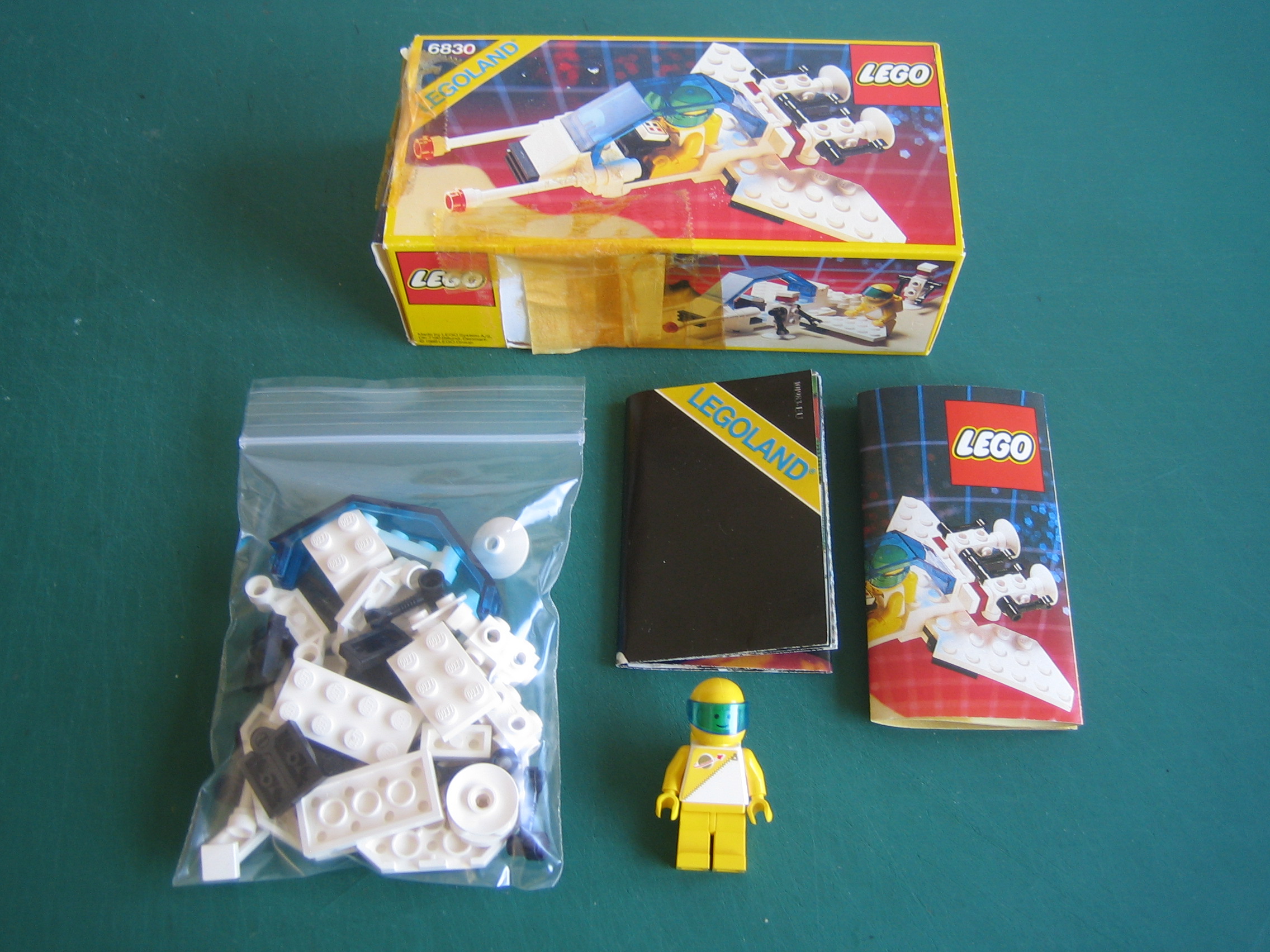 6830_set.jpg