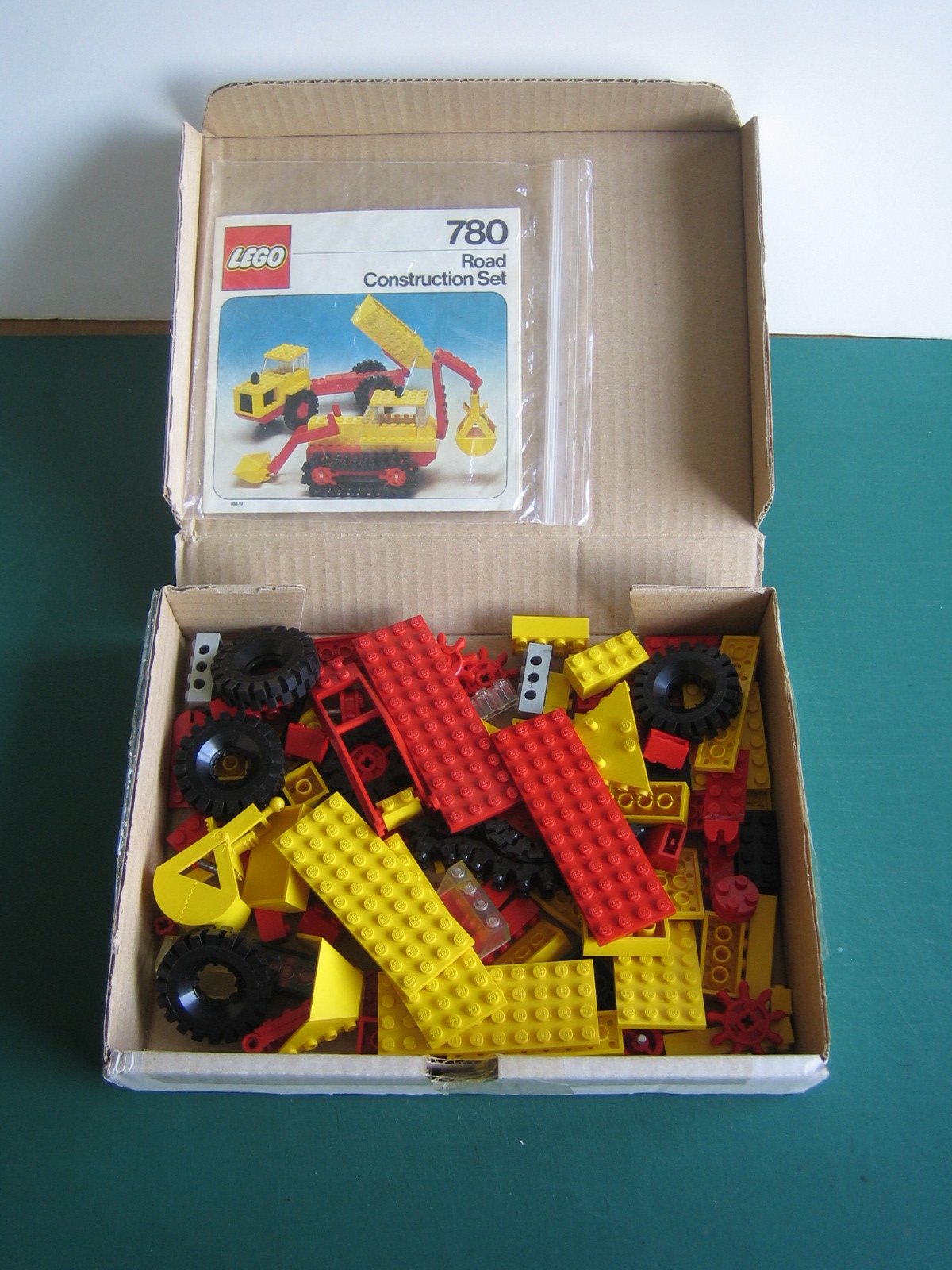 780.jpg