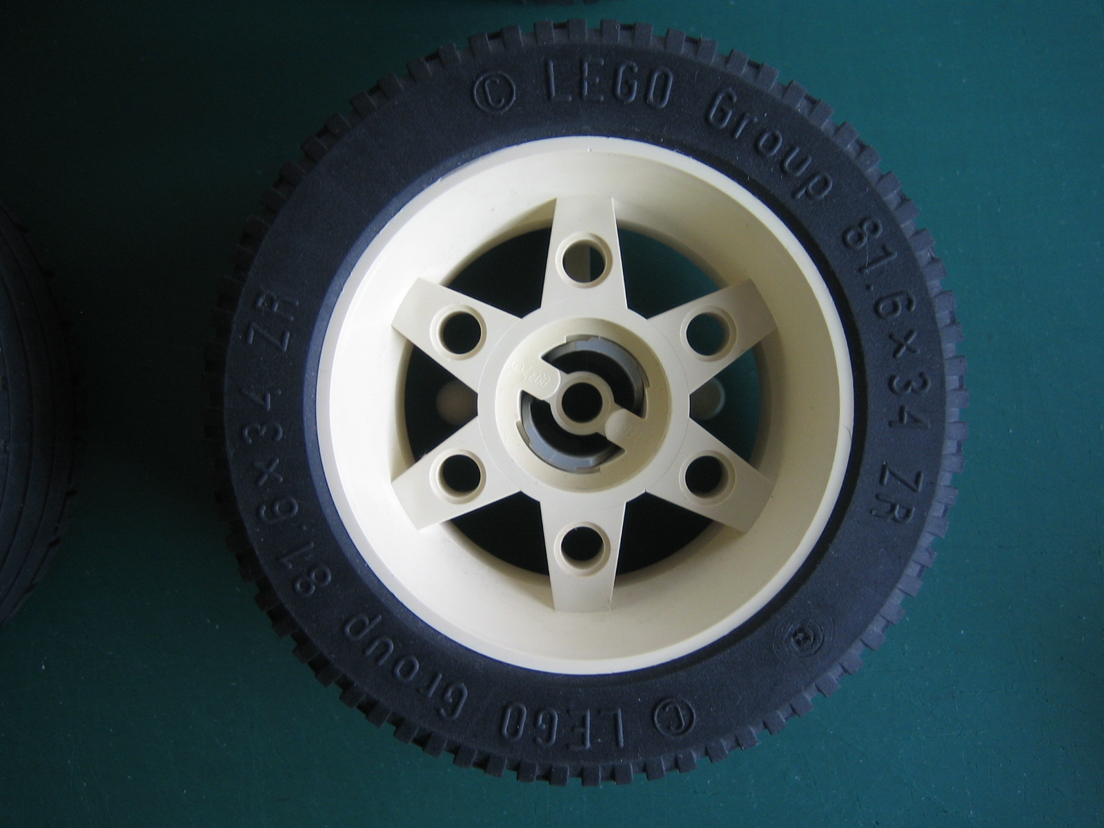 8880_wheel.jpg