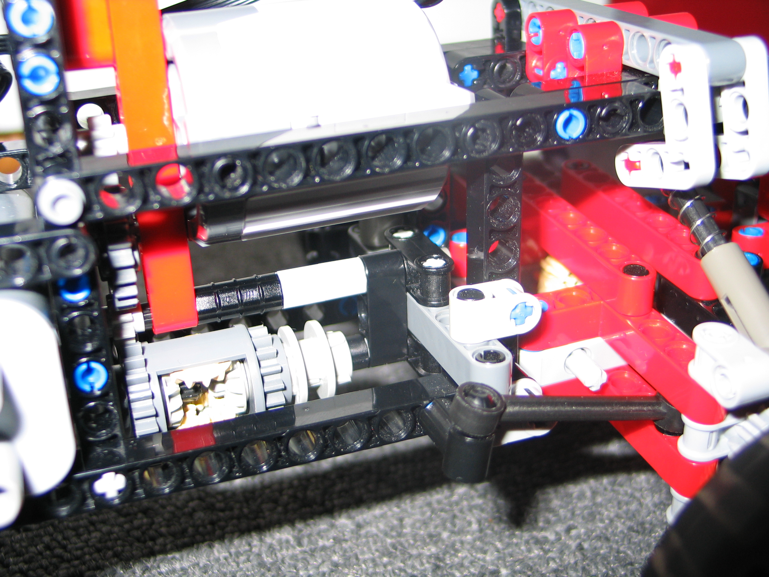 tr_tr_chassis_005.jpg