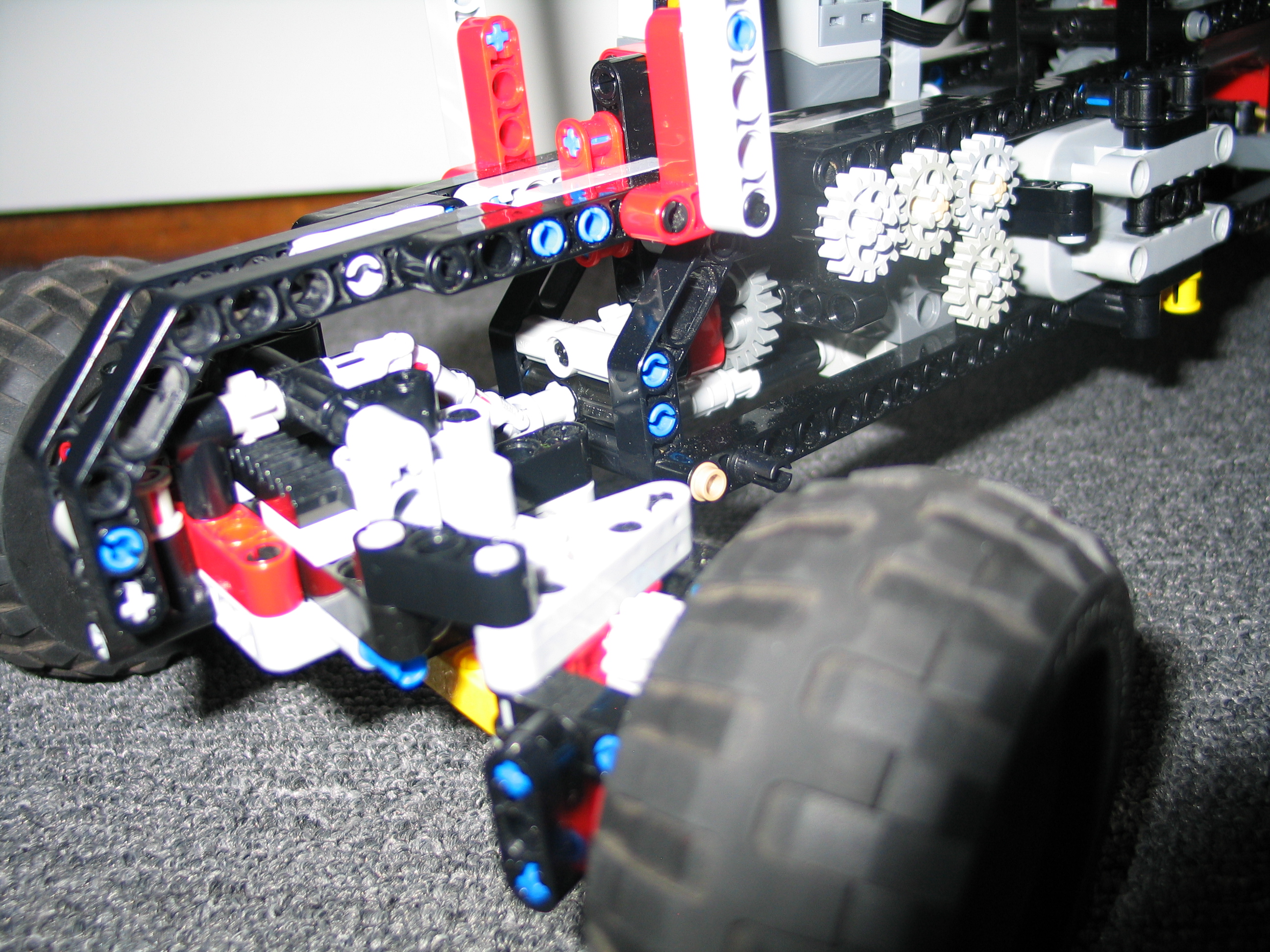 tr_tr_chassis_006.jpg