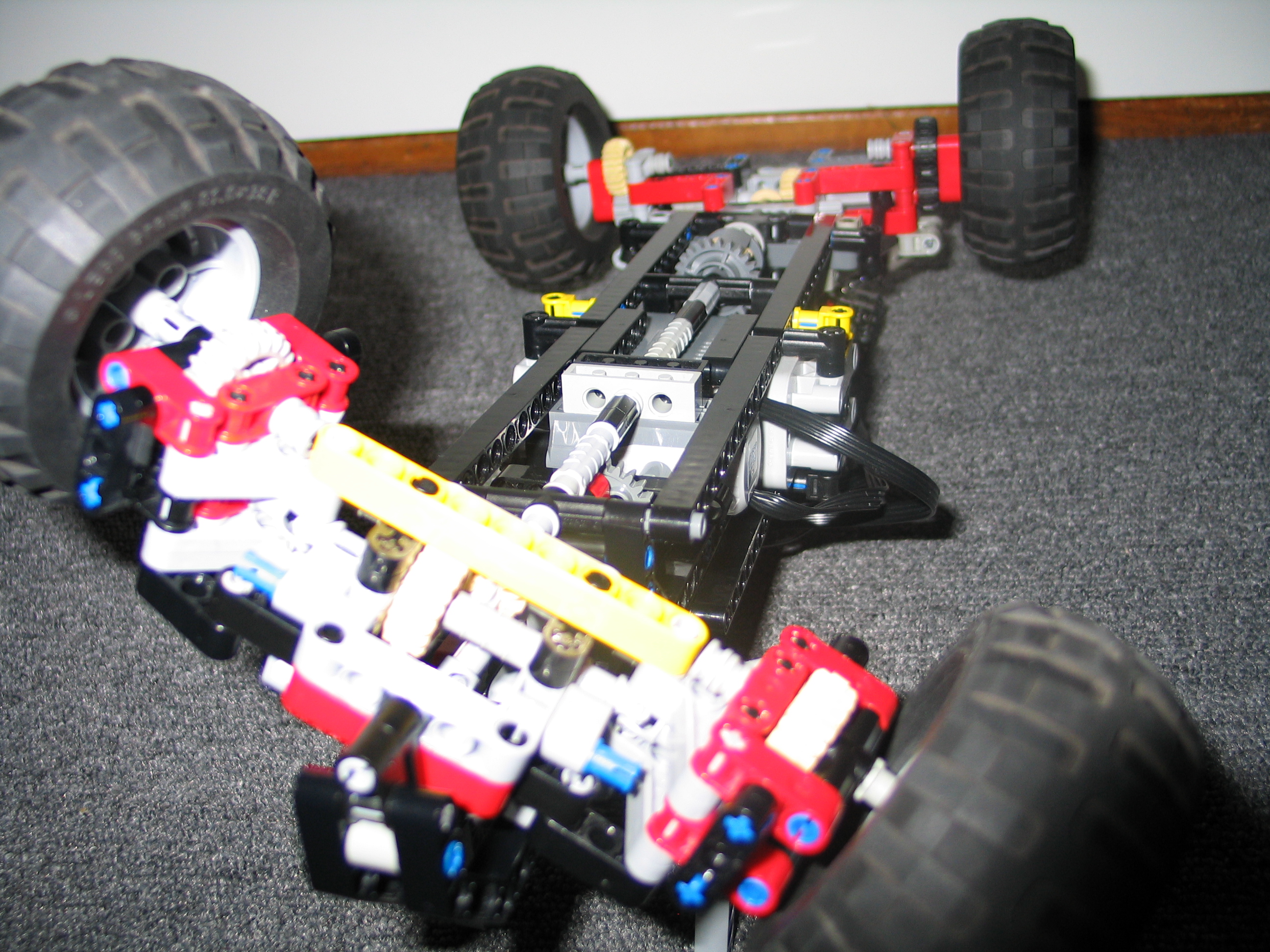 tr_tr_chassis_007.jpg