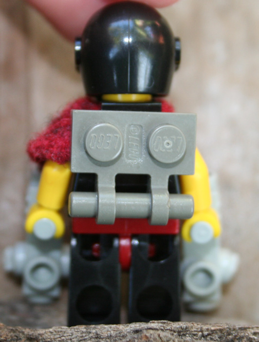 dark_red_commando_back.jpg