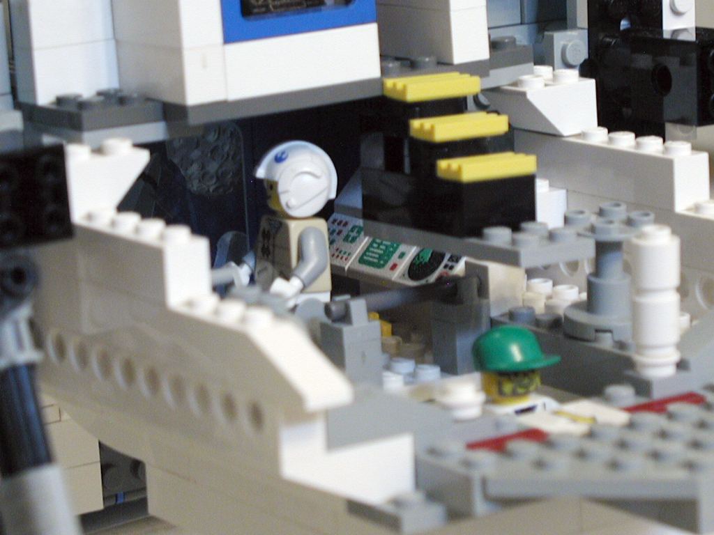 25w-100_raptor_systems&engineering.jpg